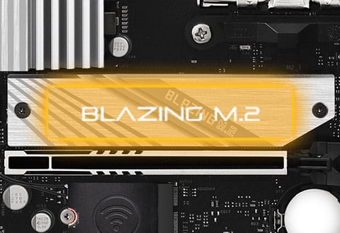 Blazing M.2スロットを装備