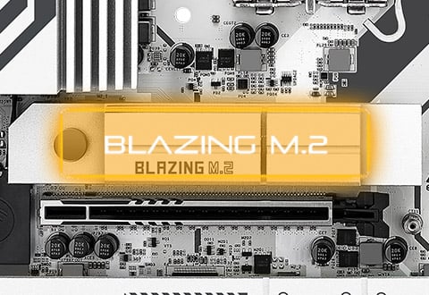 Blazing M.2スロットを装備