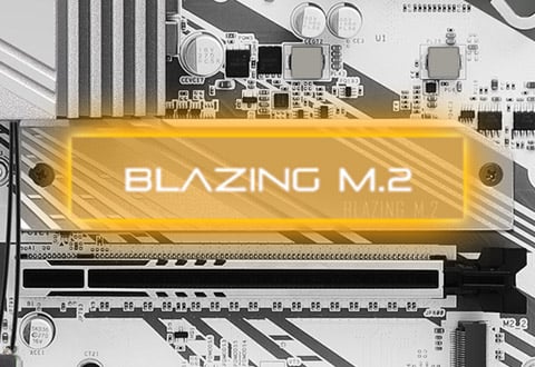 Blazing M.2スロットを装備