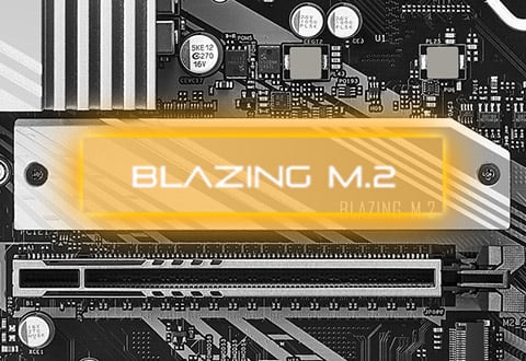 Blazing M.2スロットを装備